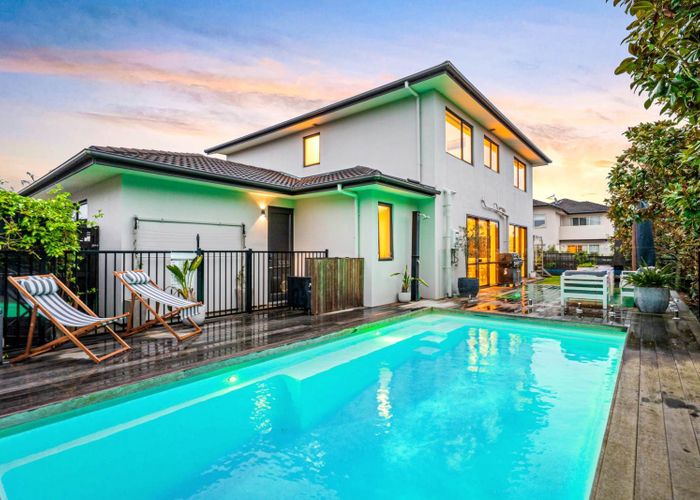  at 14 Archer Rayner Place, Greenhithe, North Shore City, Auckland