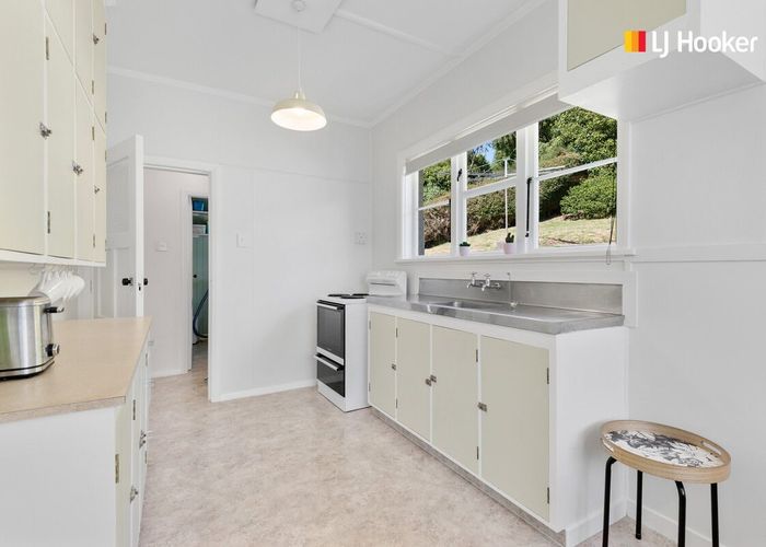  at 25 Prospect Bank, Wakari, Dunedin