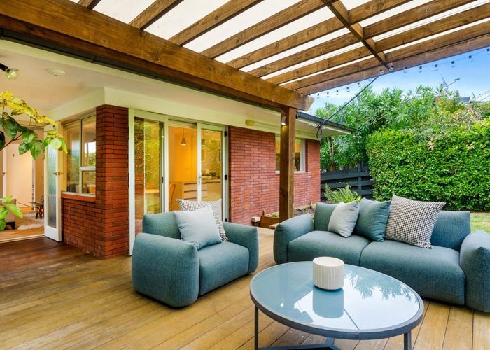  at 1/6 Hythe Terrace, Mairangi Bay, Auckland