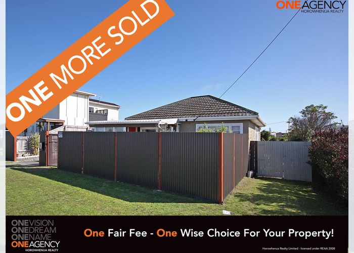  at 8 Huia Street, Foxton Beach, Foxton