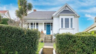  at 16 Clifford Street, Dalmore, Dunedin