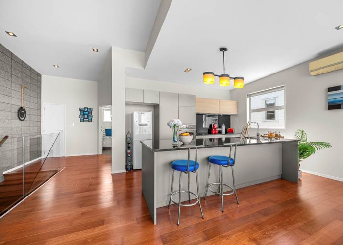  at 7/8 Wilk Lane, Browns Bay, North Shore City, Auckland