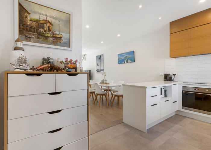  at 7/18 Kaimai Avenue, Massey, Auckland