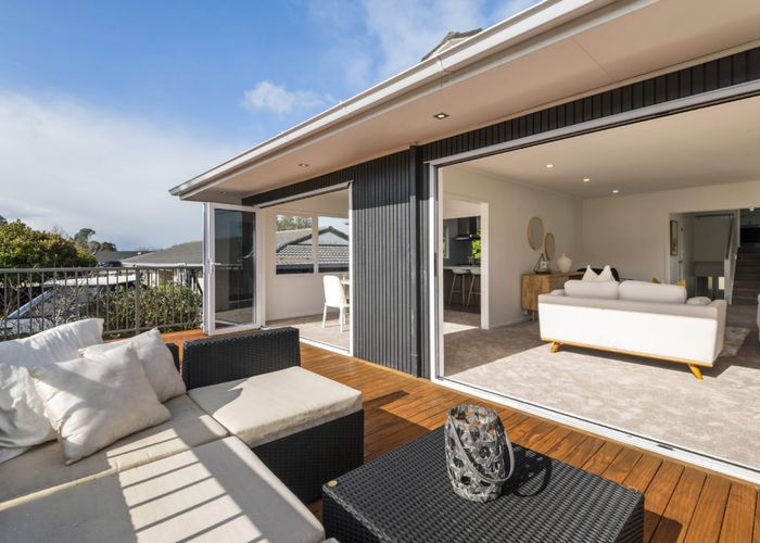 at 58 Maxwelton Drive, Mairangi Bay, Auckland