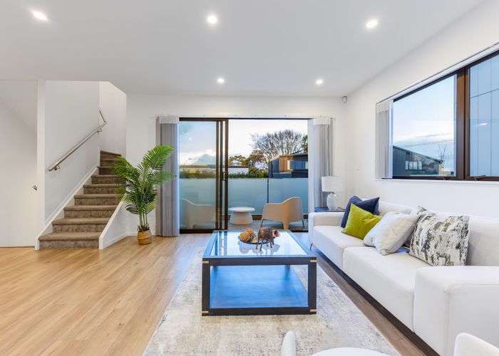  at 4/258 Lake Road, Hauraki, North Shore City, Auckland