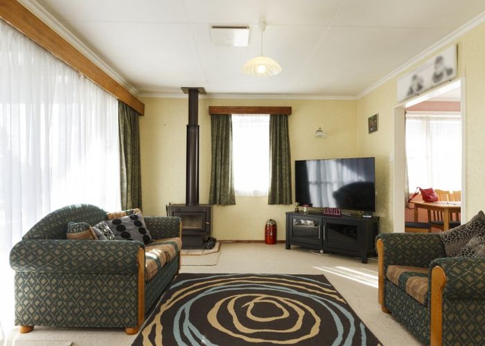  at 42 Holdsworth Avenue, Milson, Palmerston North