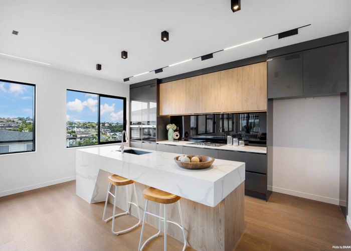  at 84 Fairview Avenue, Fairview Heights, Auckland