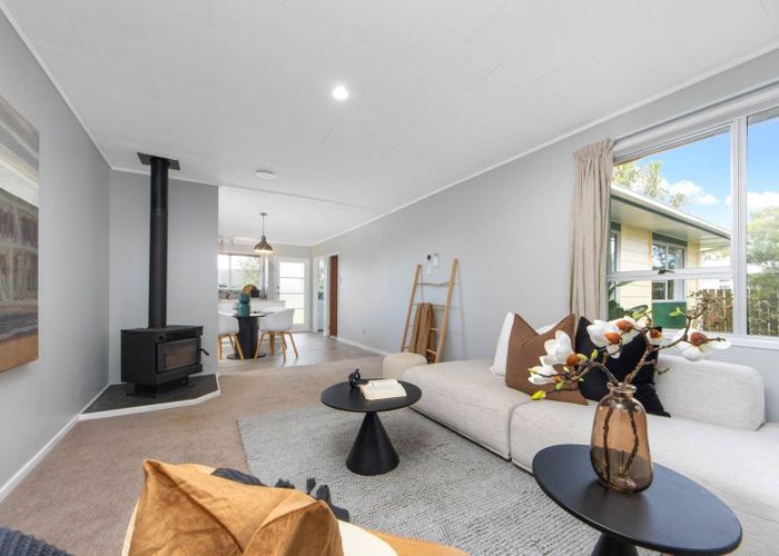  at 1 Murillo Place, Henderson, Waitakere City, Auckland