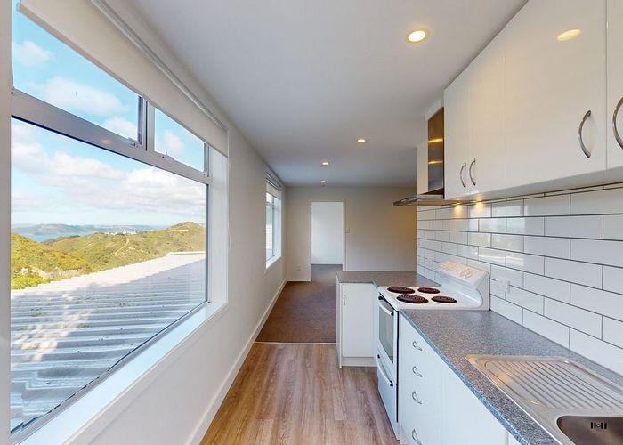  at 2/25 Kitchener Terrace, Johnsonville, Wellington, Wellington