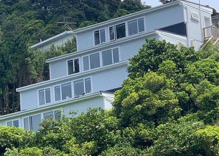  at 2 Huron Place, Kingston, Wellington