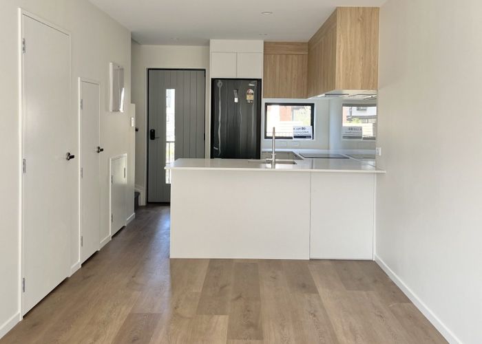  at 2/25 Jabuka Street, Glen Eden, Waitakere City, Auckland