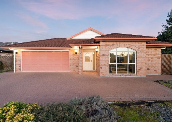  at 5 Castlehill Court, Wattle Downs, Auckland