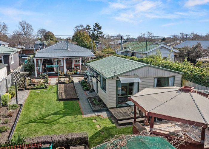  at 34 Pannell Avenue, Wainoni, Christchurch City, Canterbury