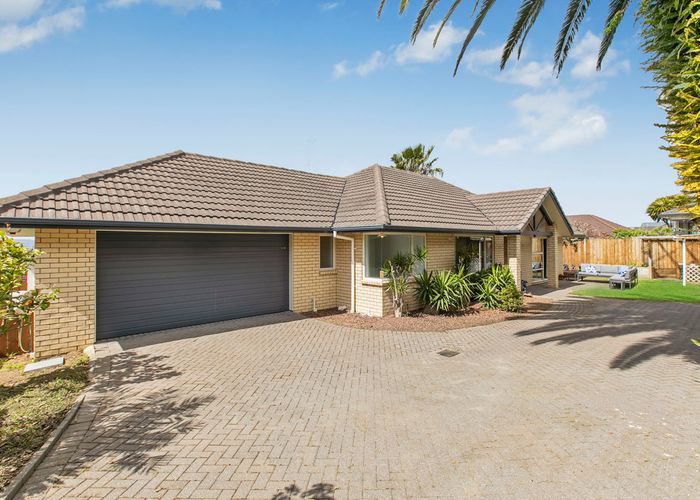  at 2/19 Stratford Road, Manurewa, Auckland