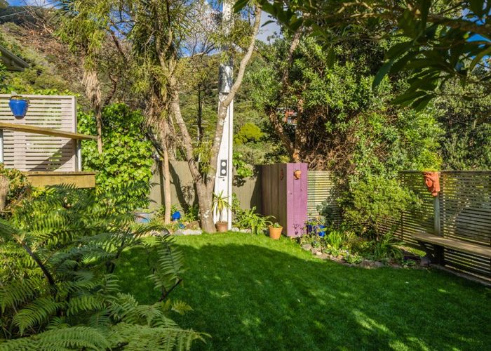  at 1 Kaitawa Road, York Bay, Lower Hutt