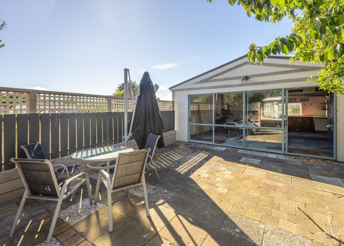  at 52 Sarah Street, Waikawa Beach, Horowhenua, Manawatu / Whanganui