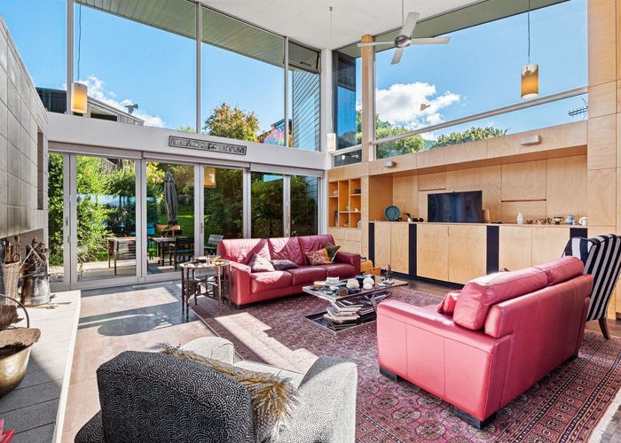  at 44 Park Street, Queenstown, Queenstown