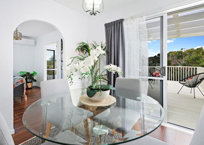  at 24 Preston Avenue, Henderson, Auckland