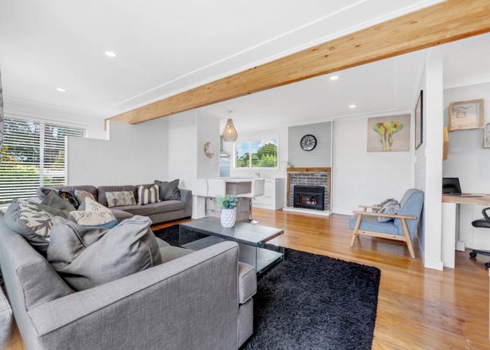  at 34 Bell Road, Beachlands, Manukau City, Auckland