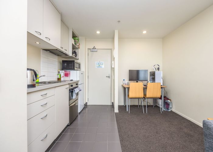  at 905/17 Amersham Way, Manukau, Manukau City, Auckland
