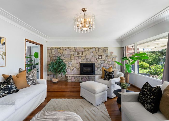  at 6 Miles Avenue, Papatoetoe, Manukau City, Auckland