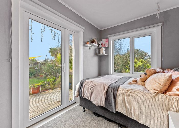  at 1/74 Elliot Street, Howick, Manukau City, Auckland