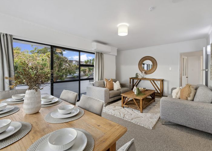  at 1/195 Bucklands Beach Road, Bucklands Beach, Manukau City, Auckland