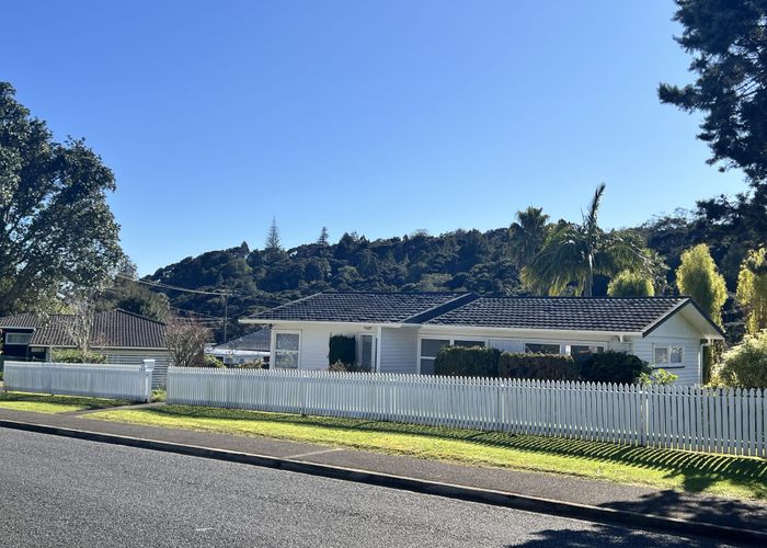  at Vandeleur Ave, Birkdale, North Shore City, Auckland