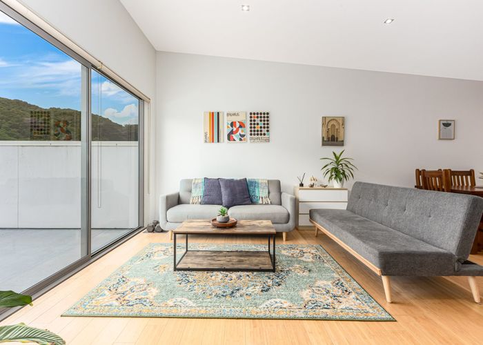  at 77 Saddleback Grove, Karori, Wellington