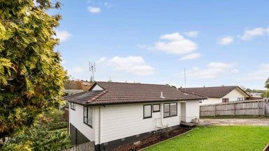  at 19 Capricorn Place, Glen Eden, Auckland