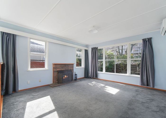  at 94 Edmonton Road, Henderson, Auckland