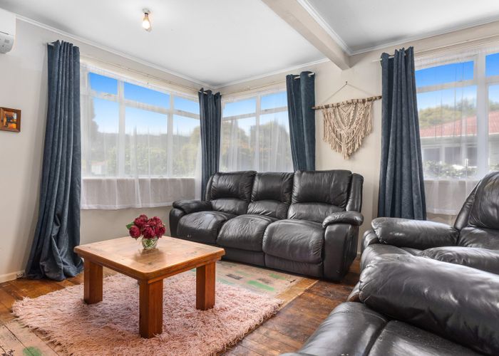  at 2 Cobham Street, Taneatua
