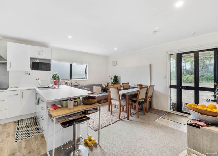  at 5 Schnapper Rock Road, Albany, North Shore City, Auckland