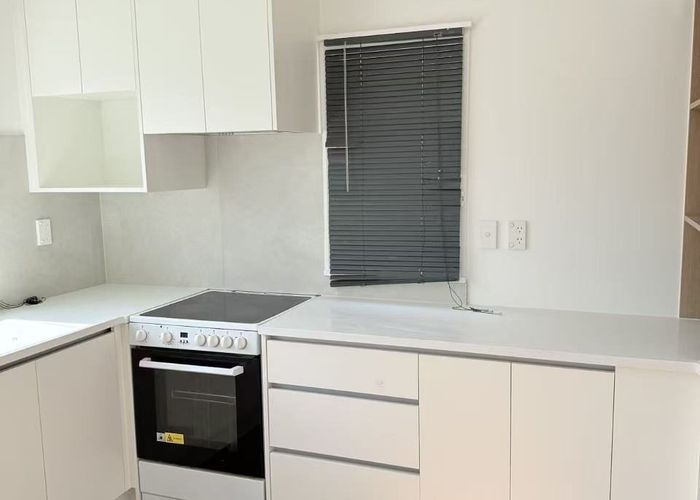  at 4 Ramsgate Terrace, Mairangi Bay, North Shore City, Auckland