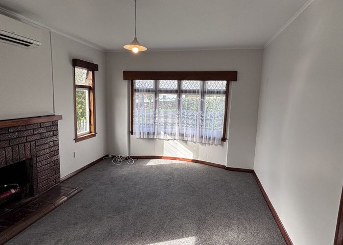  at 2/18 Eldon Road, Mount Eden, Auckland City, Auckland