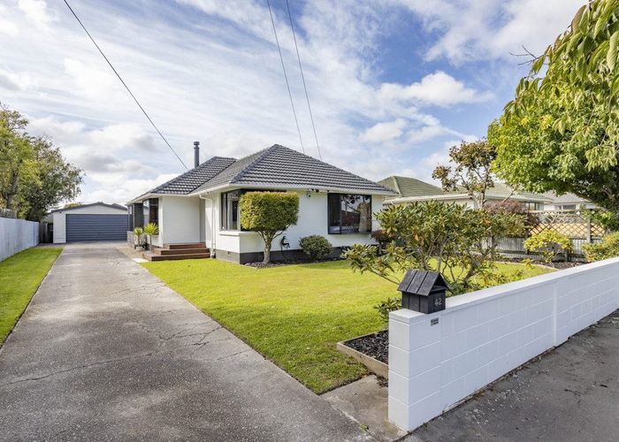  at 42 Breens Road, Bishopdale, Christchurch City, Canterbury