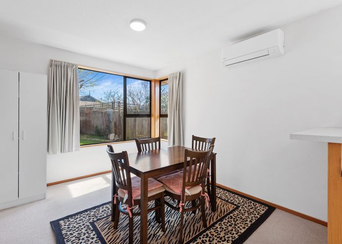  at 2/12 Algie Place, Avonhead, Christchurch City, Canterbury