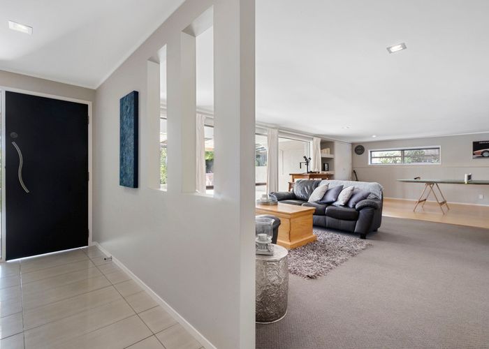  at 24 The Boulevard, Sunnyhills, Auckland