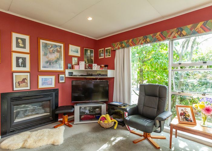  at 99 Wellington Road, Wainuiomata, Lower Hutt