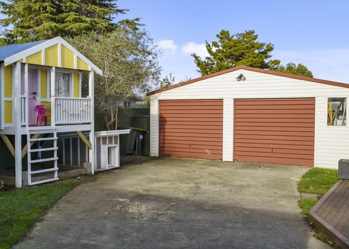  at 18 Marybank Mews, Highbury, Palmerston North