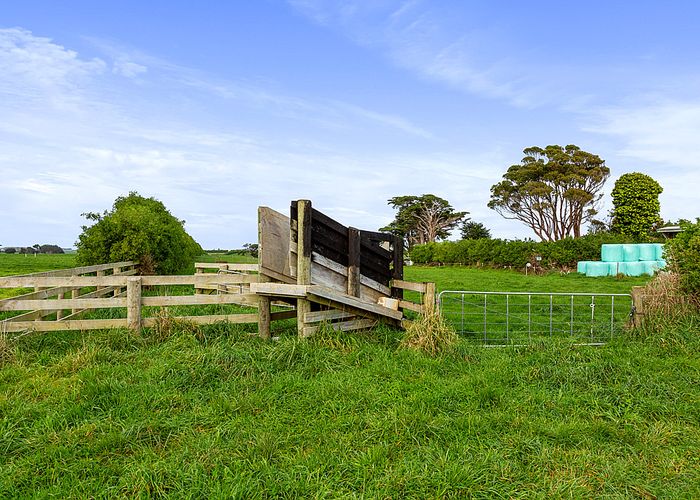  at 405 Normanby Road, Hawera