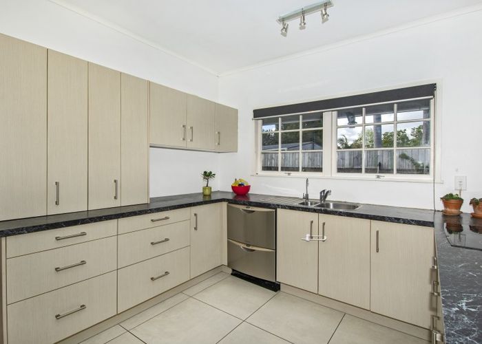  at 2 Rugby Place, Kamo, Whangarei