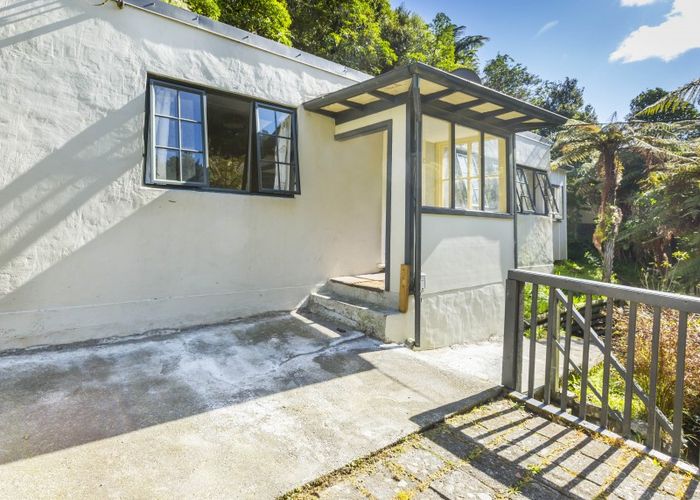  at 126 Pinehaven Road, Pinehaven, Upper Hutt