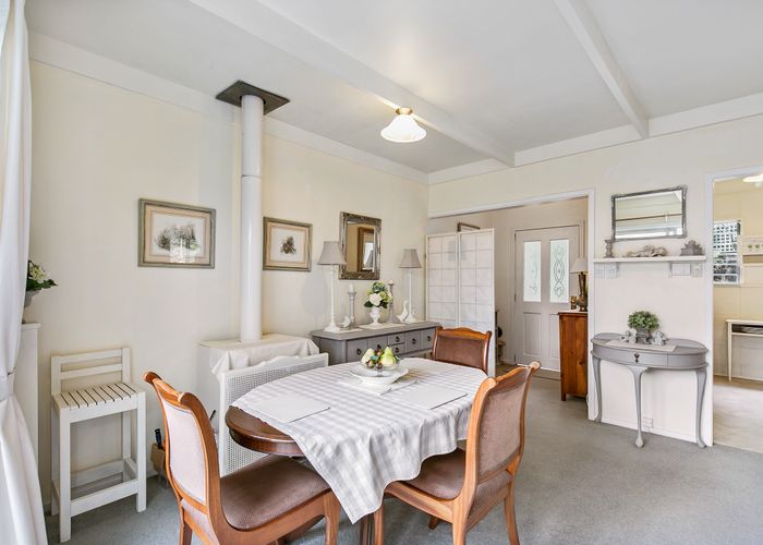  at 2/61 Watea Road, Torbay, Auckland