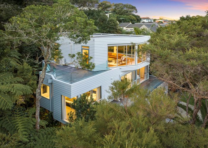  at 13/4 Bush View Lane, Northcote, Auckland