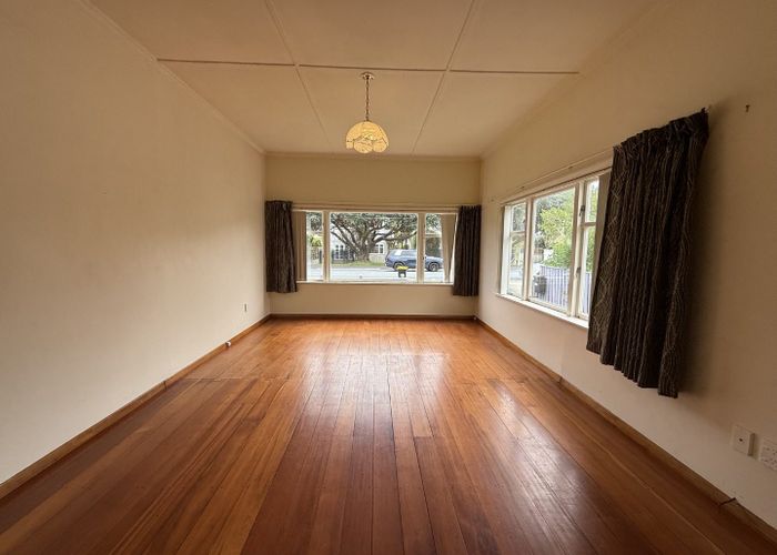  at 187A  The Parade, Island Bay, Wellington, Wellington