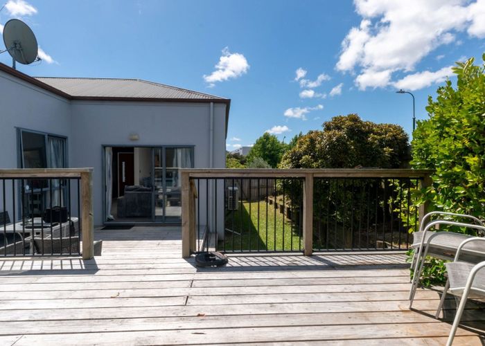  at 1 Pyrite Street, Westgate, Auckland