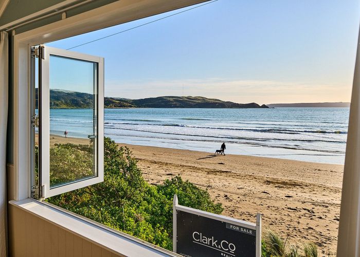  at 8 South Beach Road, Plimmerton, Porirua, Wellington