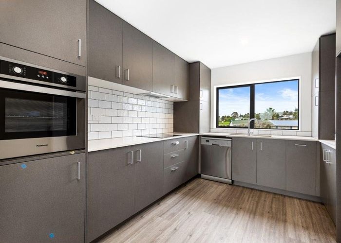  at 104 (C2-1)/2 Castledine Crescent, Glen Innes, Auckland City, Auckland