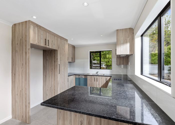  at 10A neilon place, Northcross, North Shore City, Auckland